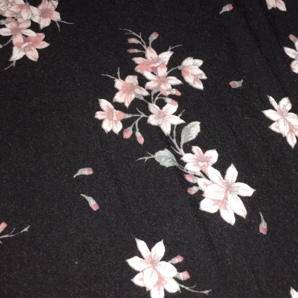 Floral t-shirt dress - Picture 2 of 2